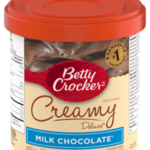 Betty Crocker - Creamy Deluxe Frosting Milk Chocolate (12 x 450g) - Pallet